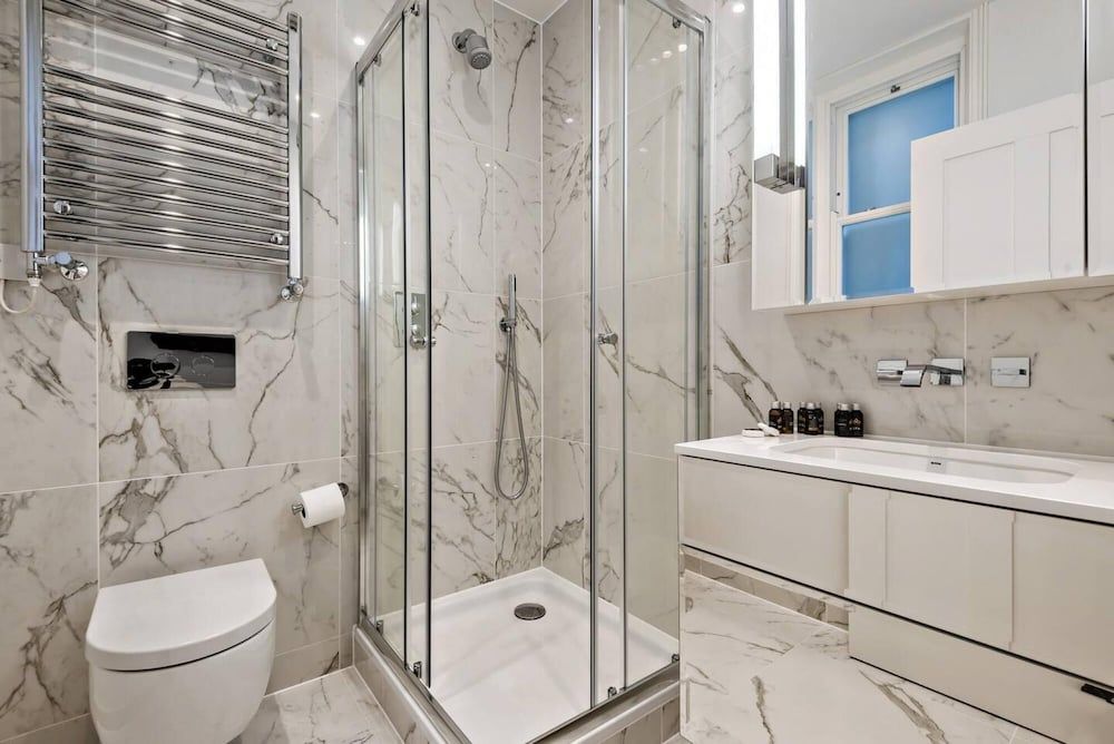 undefined Beautiful West London 3 bed Apartment 3