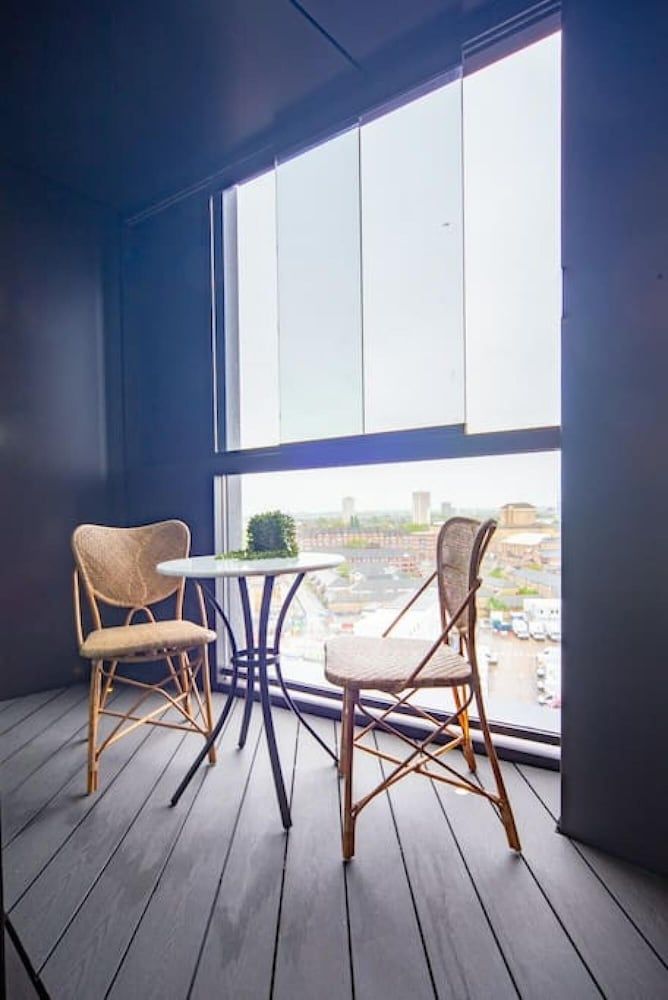 undefined Luxury Two bed by the US Embassy 7