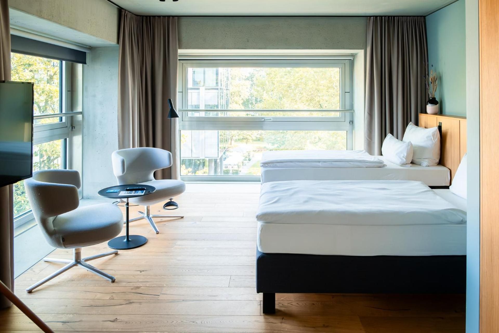 undefined THE FLAG West M. 9