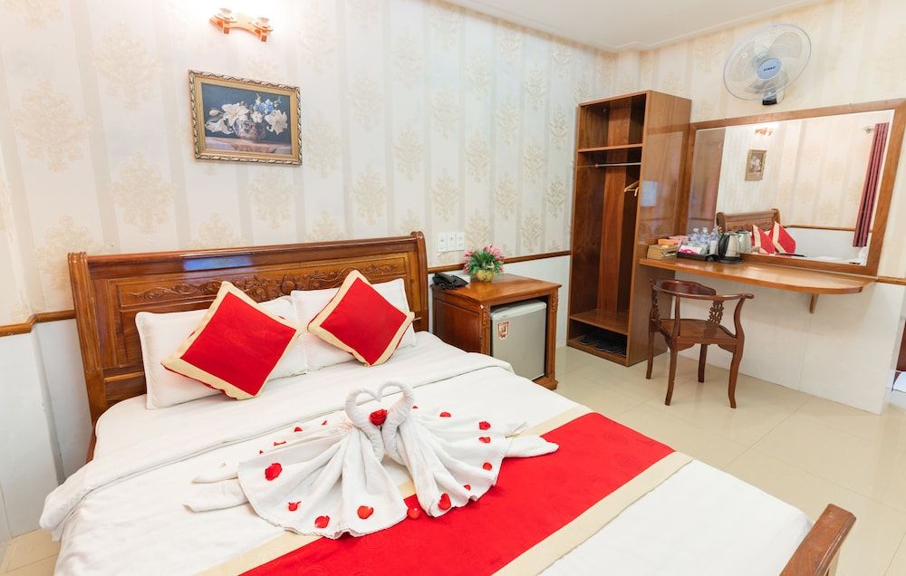 undefined Nhu Y 2 Hotel 3