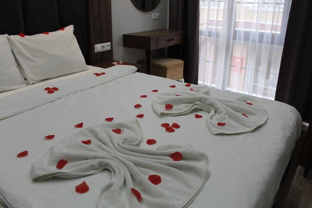 undefined Han Suite Hotel 8