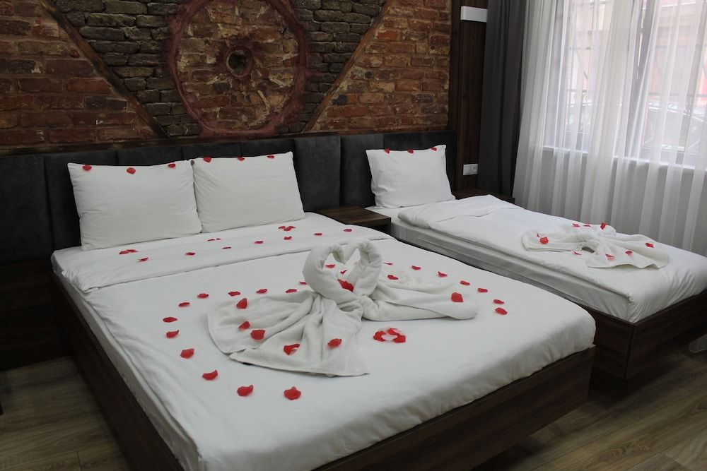 undefined Han Suite Hotel 10