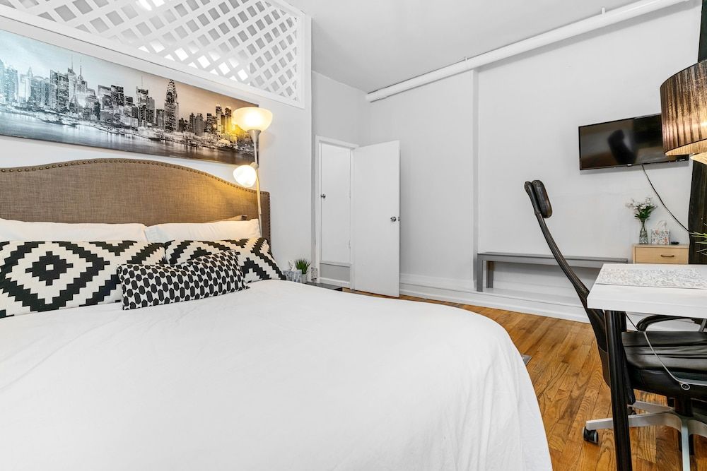 undefined Your Next Vacation Should be Here ...walk to TimeSq