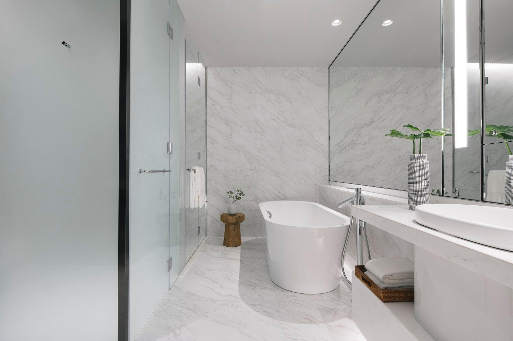 Kimpton Maa-Lai Bangkok by IHG Essential Room 2