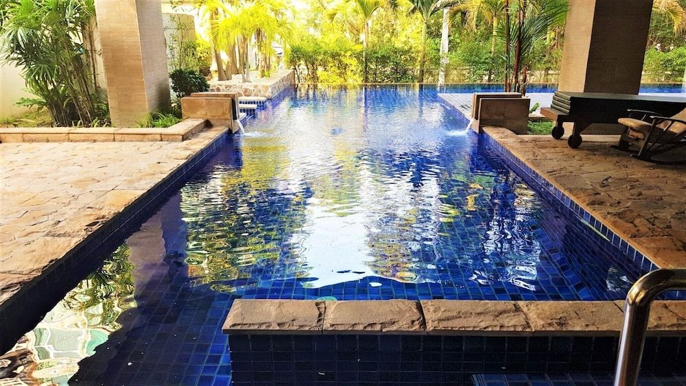 undefined Lovely 2-bed Apartment in Pratumnak With Pool View 4