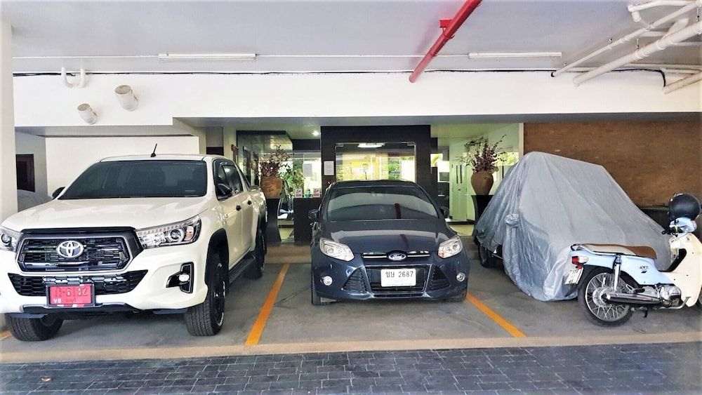 undefined Lovely 2-bed Apartment in Pratumnak With Pool View 10