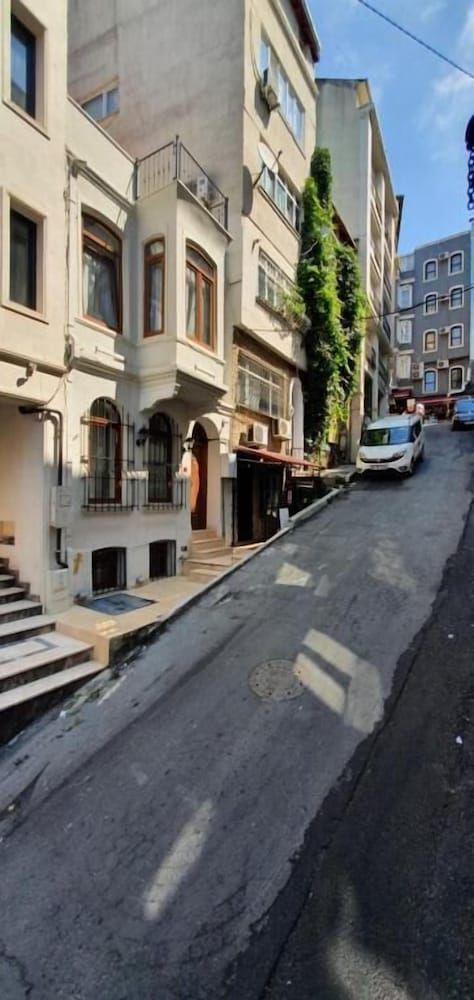 undefined Taksim suite 4