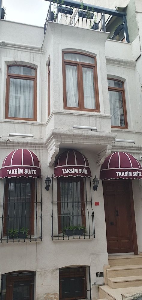undefined Taksim suite 8