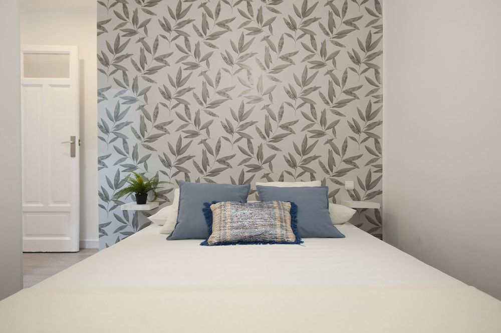 Chamberi Deluxe II Apartment, 3 Bedrooms, Balcony 4