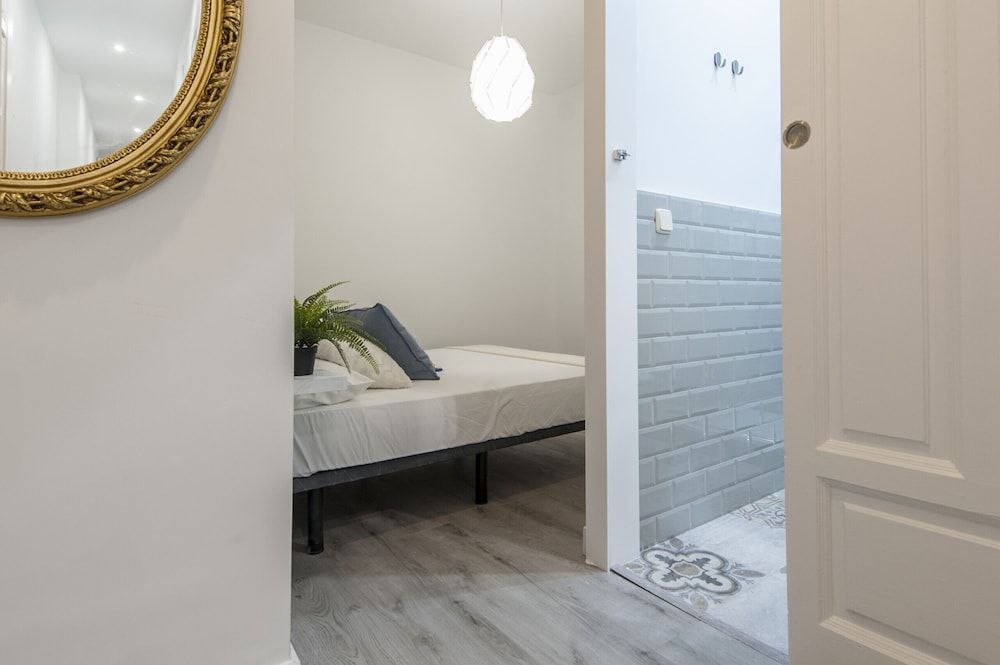 Chamberi Deluxe II Apartment, 3 Bedrooms, Balcony 26