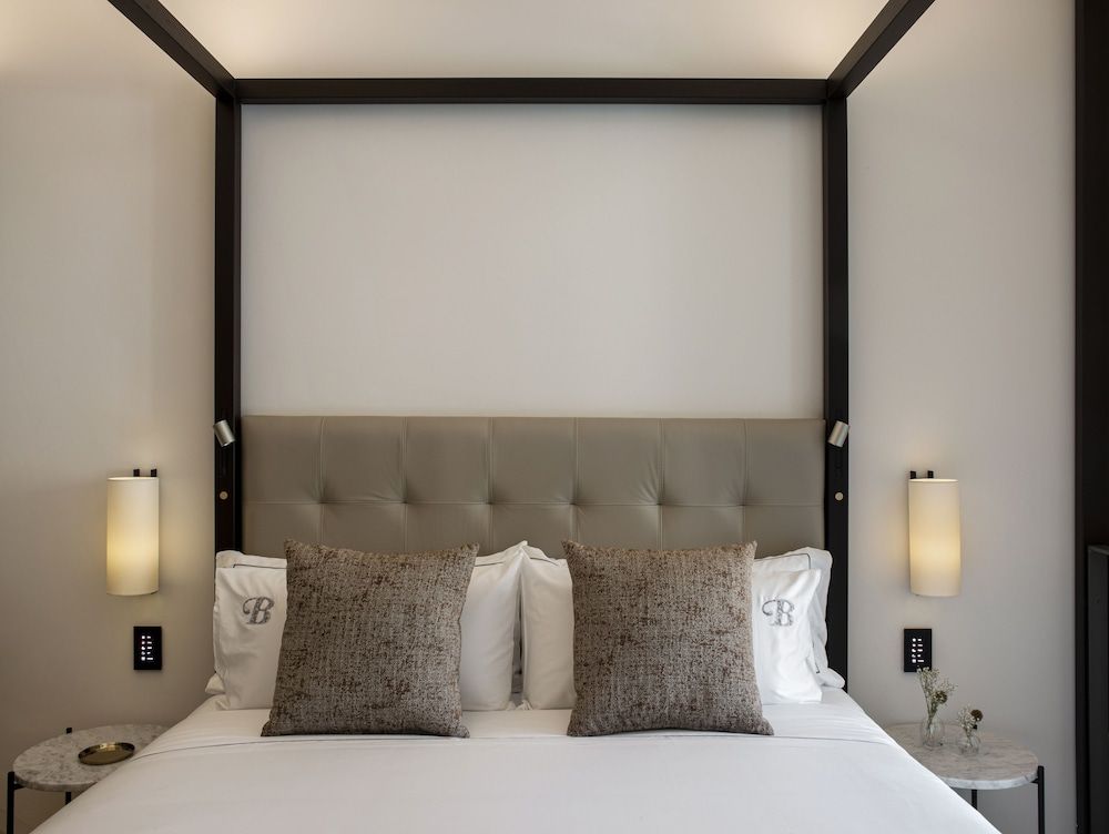 Room (Raval)