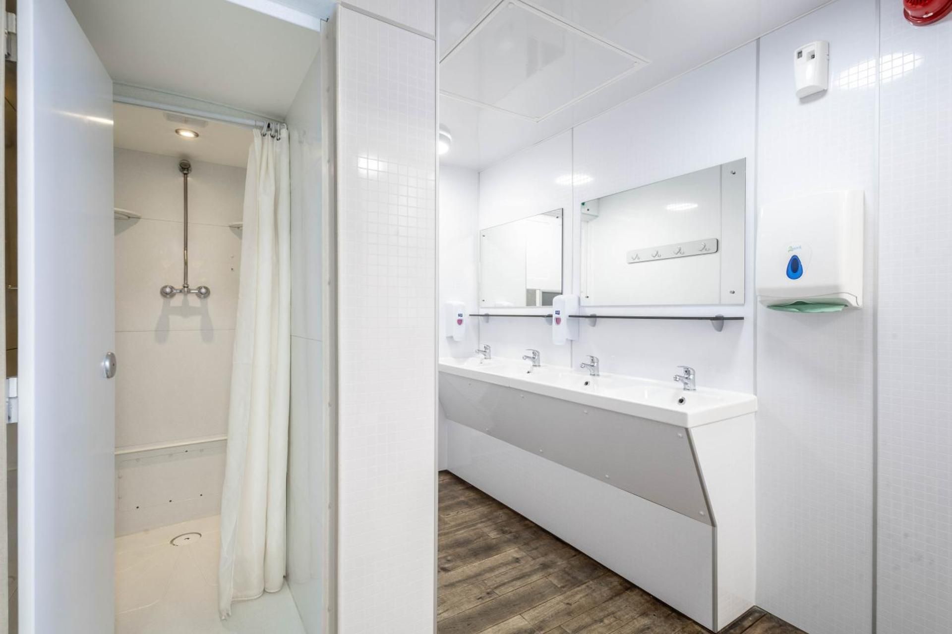 Bed in 6-Bed Mixed Dormitory Room