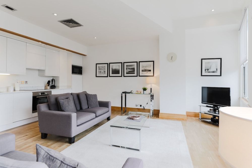 Monument by Excel Apartments Executive Apartment 22