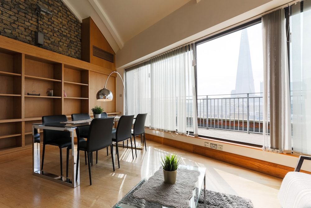 Monument by Excel Apartments Executive Apartment 25