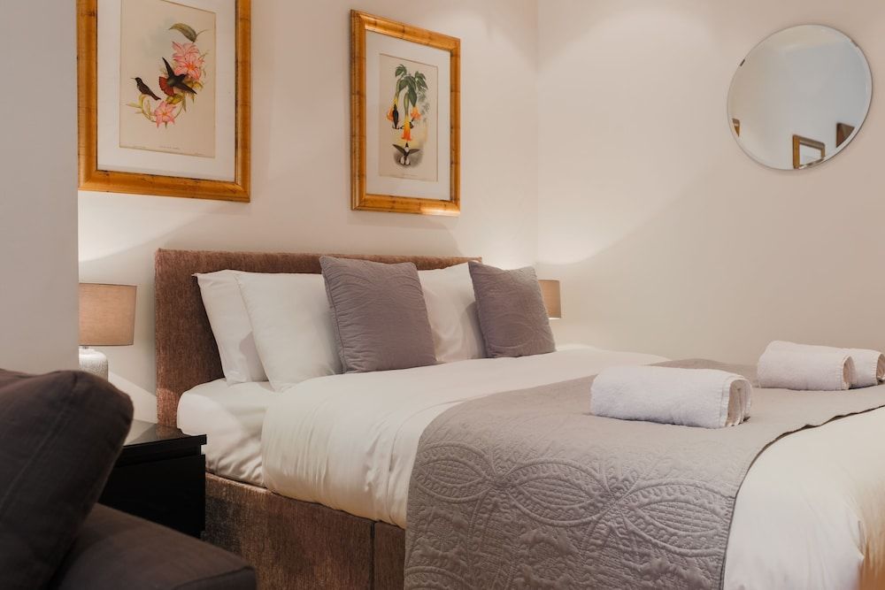 Monument by Excel Apartments Luxury Studio Suite 5