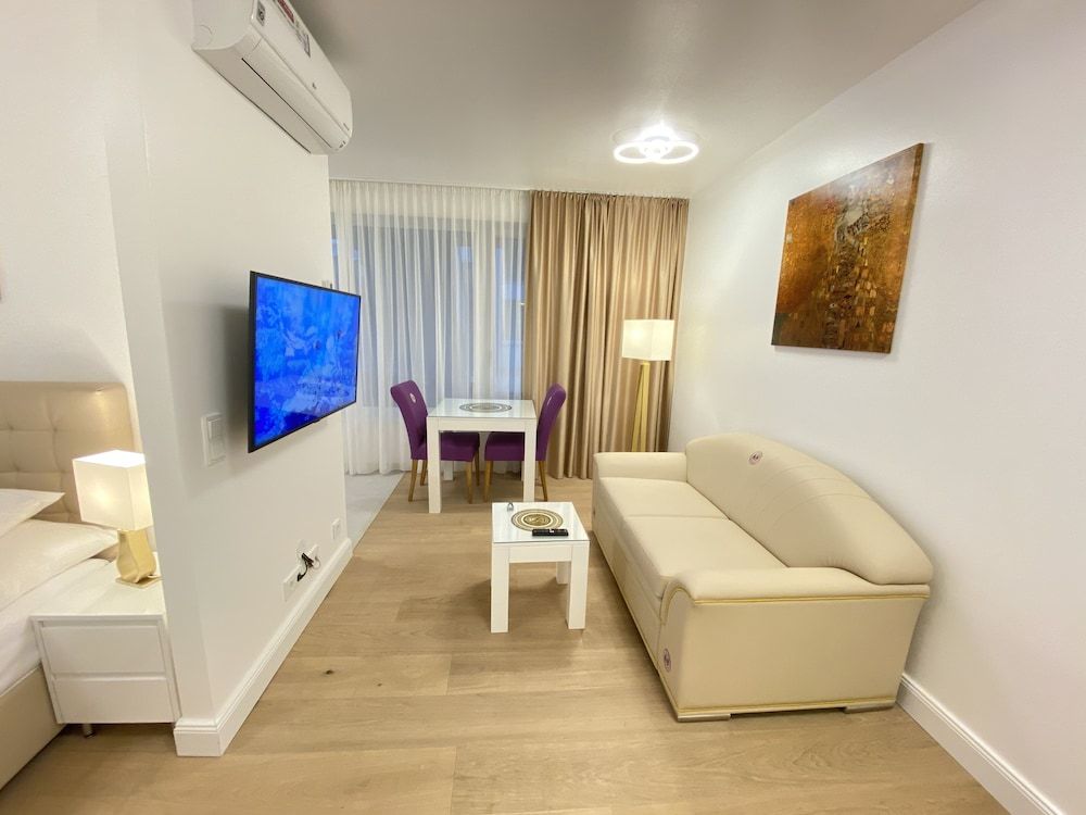 Steiner Residences Vorgartenstrasse Business Studio, 1 Queen Bed, Non Smoking, Courtyard Area 21