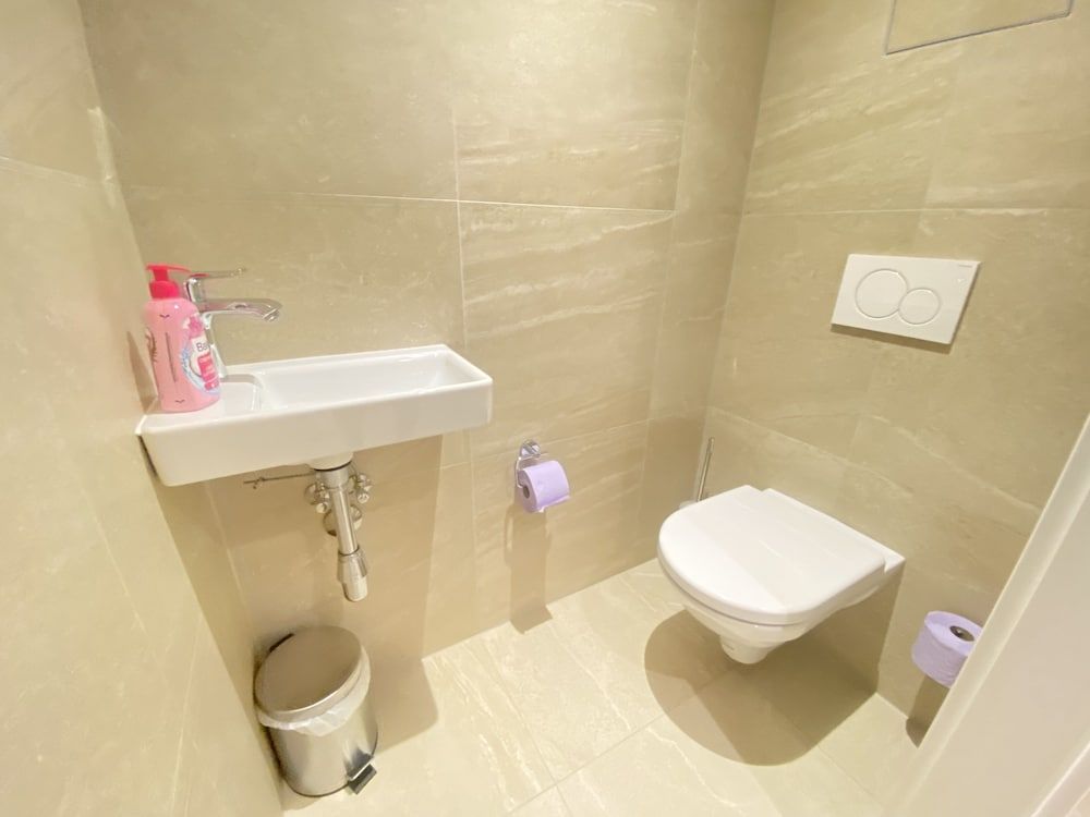 Steiner Residences Vorgartenstrasse Premium Studio, 1 Queen Bed, Balcony, Courtyard Area 15