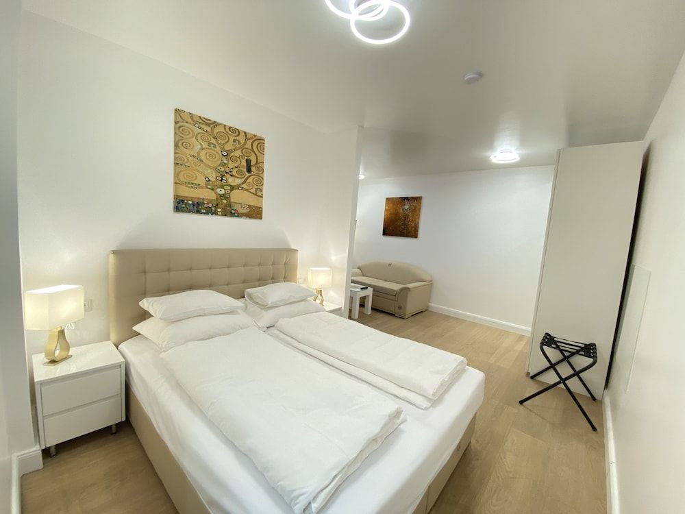 Steiner Residences Vorgartenstrasse Business Studio, 1 Queen Bed, Non Smoking, Courtyard Area 4