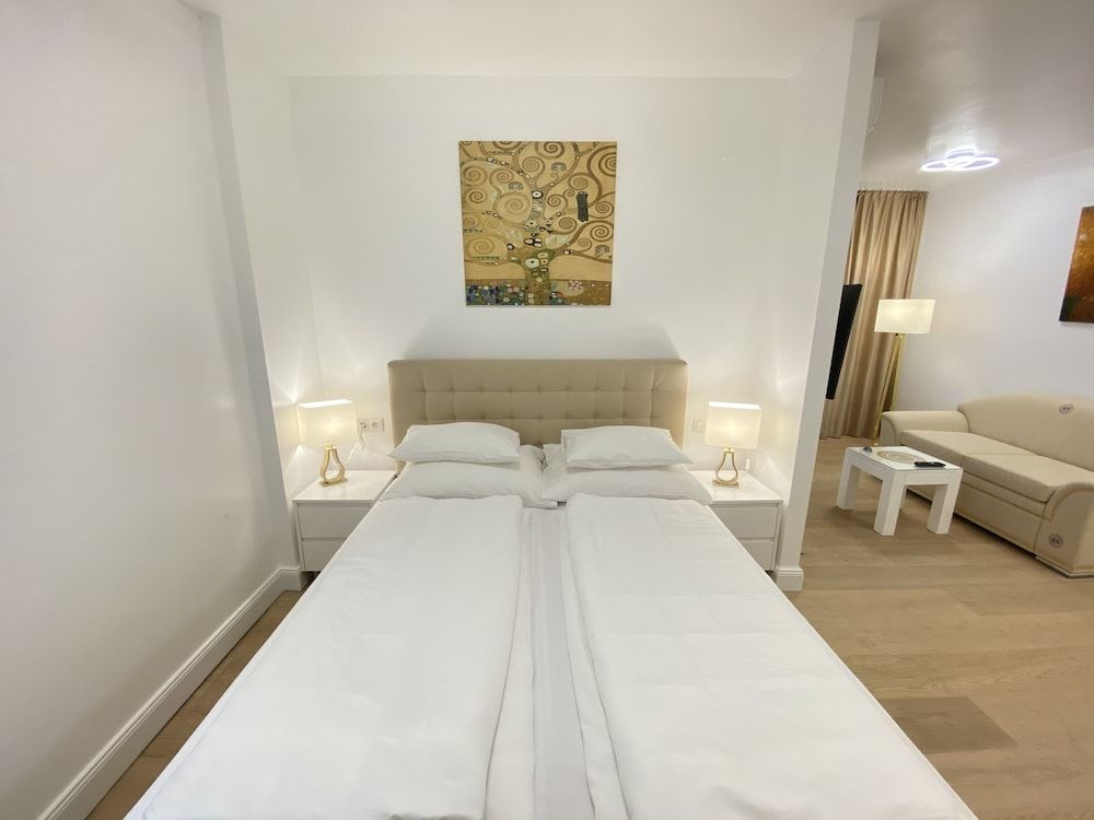 Steiner Residences Vorgartenstrasse Business Studio, 1 Queen Bed, Non Smoking, Courtyard Area 3