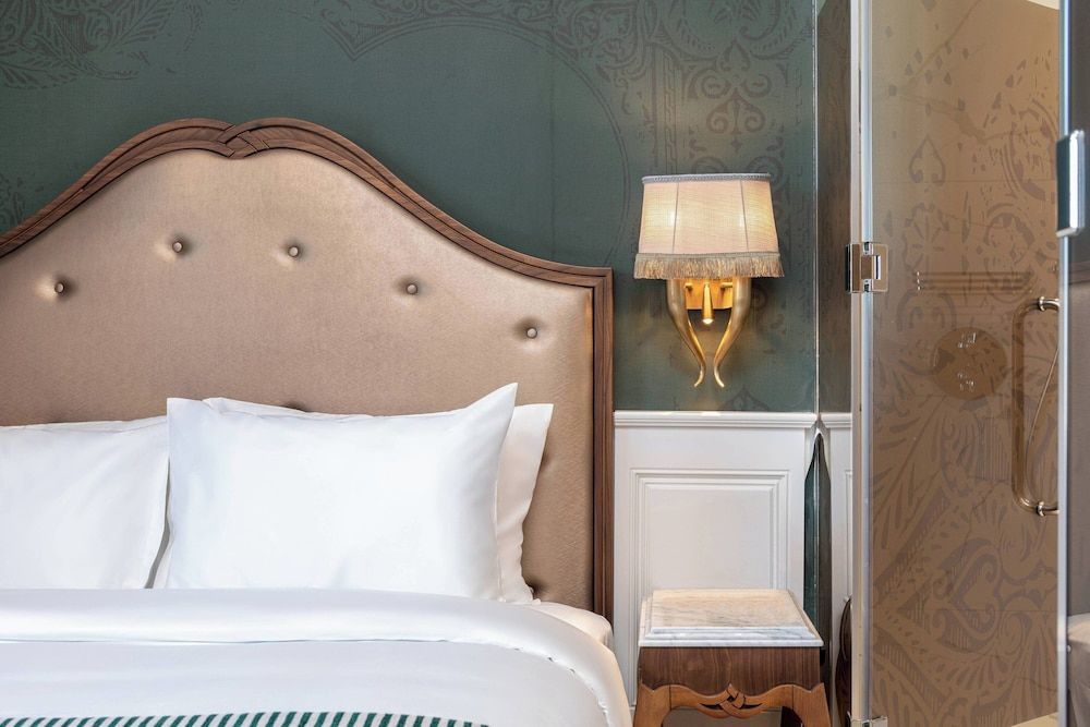 Orientbank Hotel Istanbul, Autograph Collection Deluxe Room, 1 King Bed 12