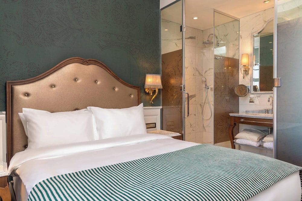 Orientbank Hotel Istanbul, Autograph Collection Deluxe Room, 1 King Bed