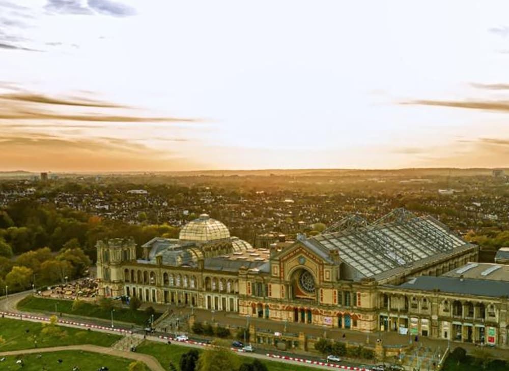 undefined Entire 1-bed Apartment in London Haringey , 2