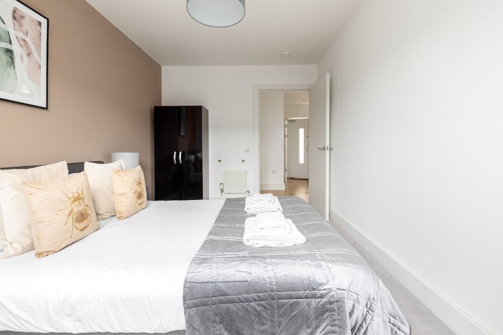 The Bermondsey Flats Apartment 7