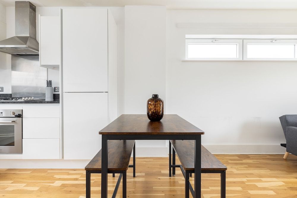 The Bermondsey Flats Apartment 14