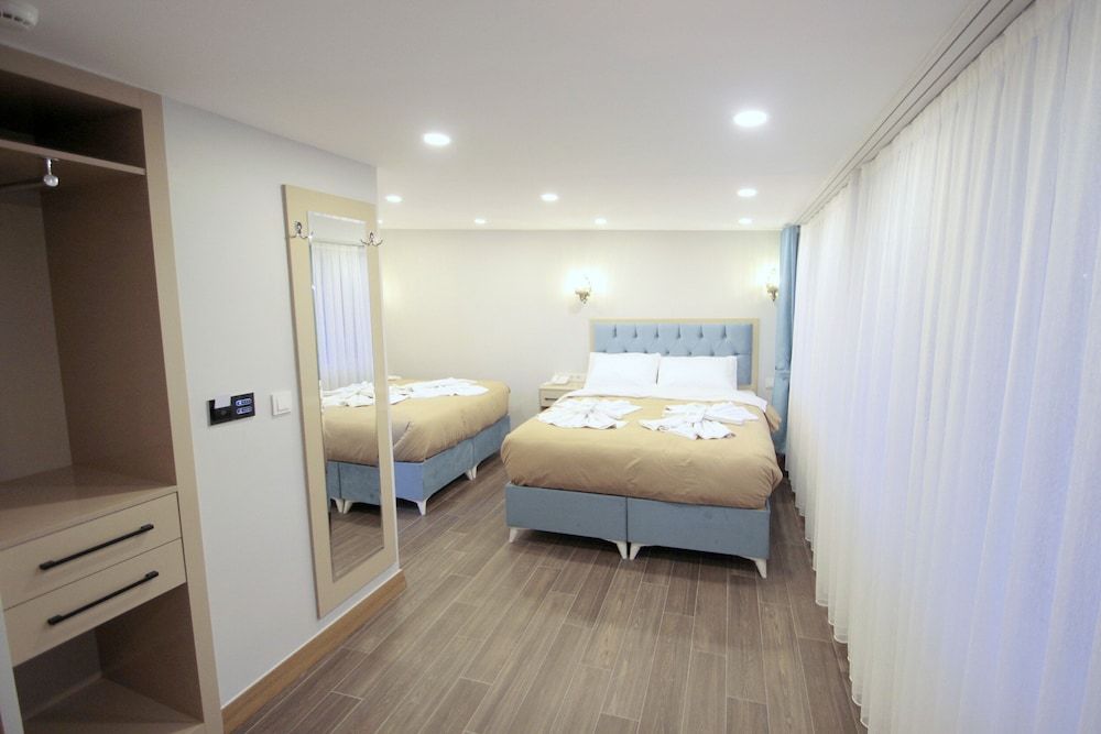 Family Quadruple Room, Park View
