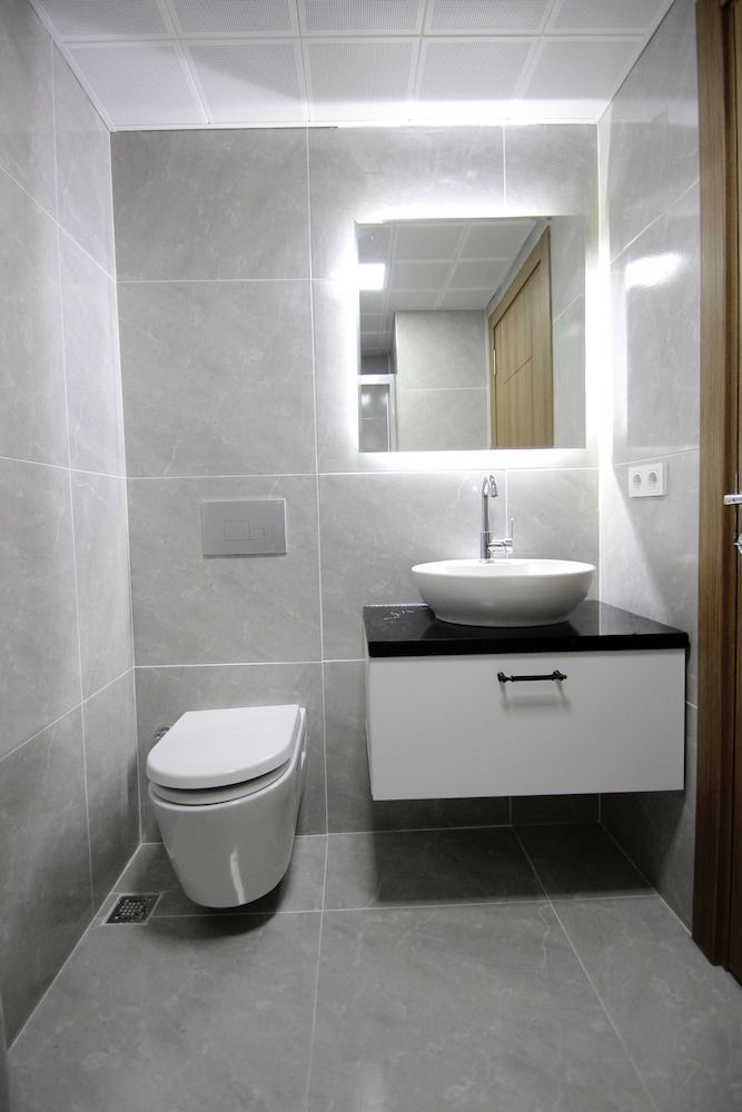 Hira Hotel Deluxe Double or Twin Room, Park View 7