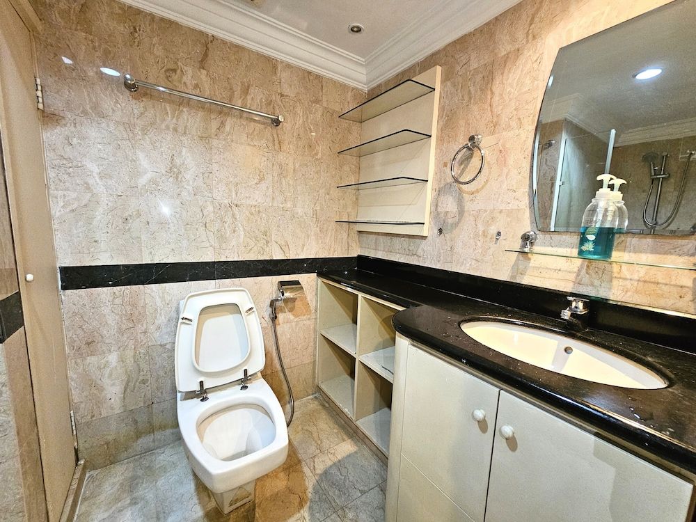 Fahrenheit88 by Sarah's Lodge Family Apartment, 2 Bedrooms, City View 5