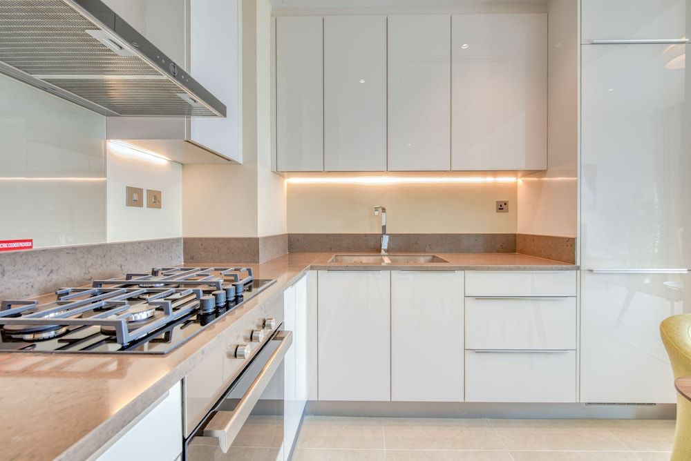 undefined R&H Marina Gate 3