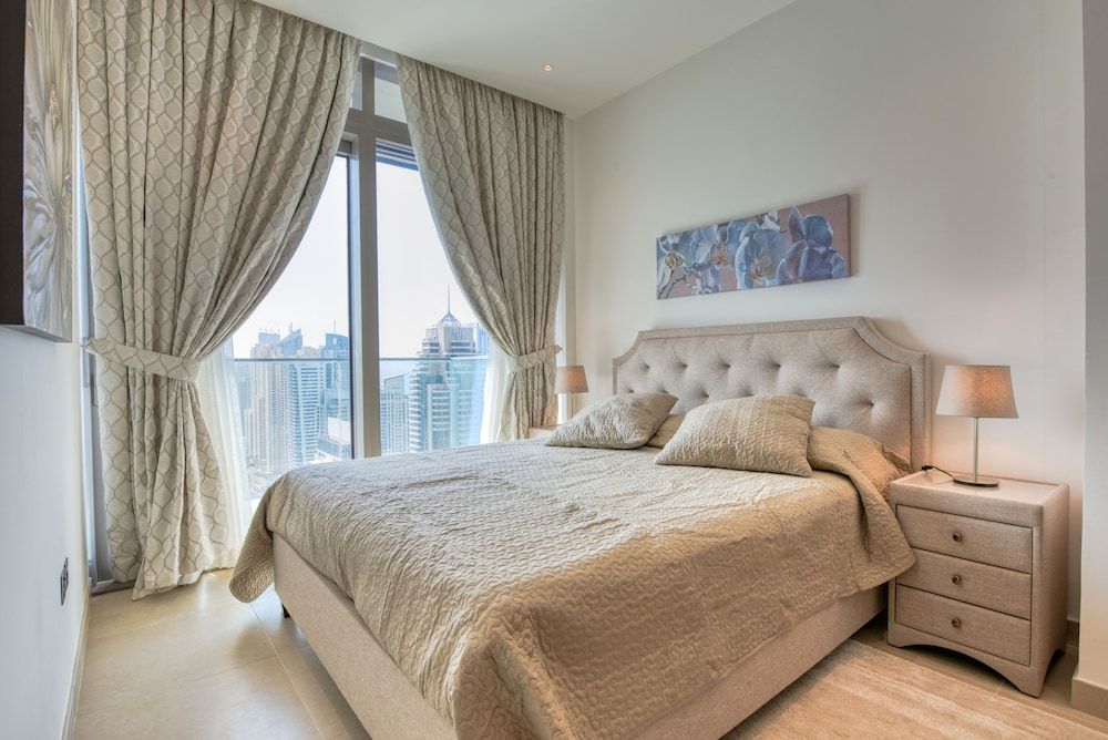 undefined R&H Marina Gate