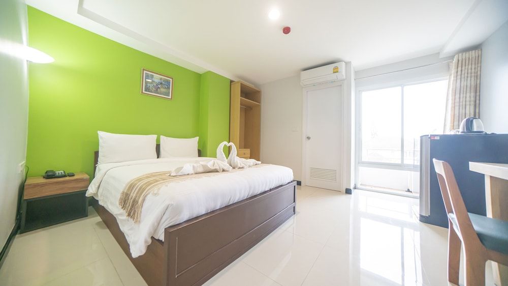 undefined The Willing Hotel and Residence 2