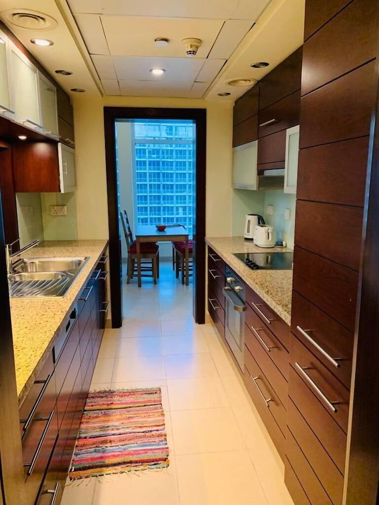 Downtown dubai views Twin Room 11