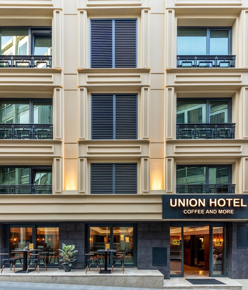 undefined Union Hotel Port 7