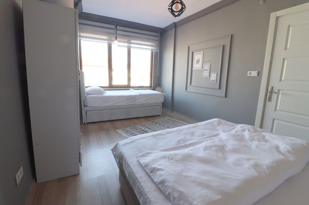 Karakoy VAV Suites Superior Condo 4