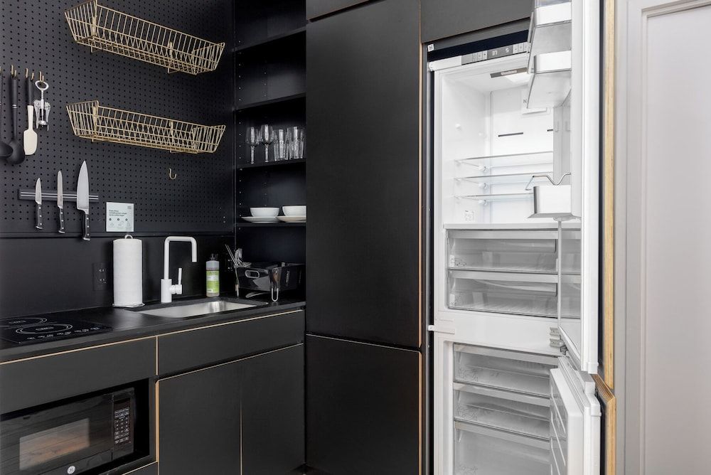 Placemakr Wall Street Studio Murphy 2