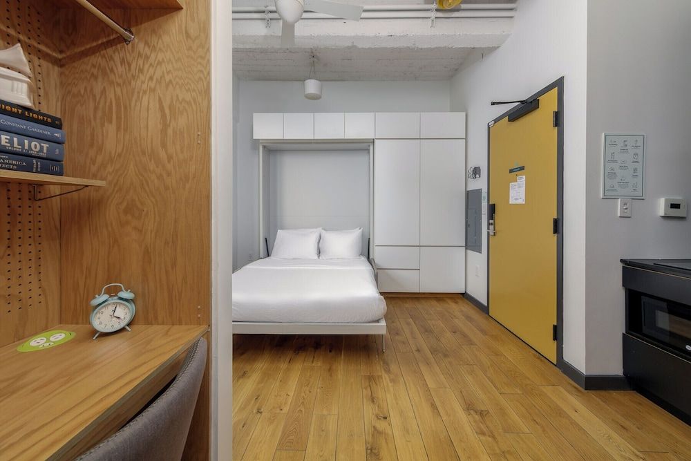 Placemakr Wall Street Studio Murphy 3