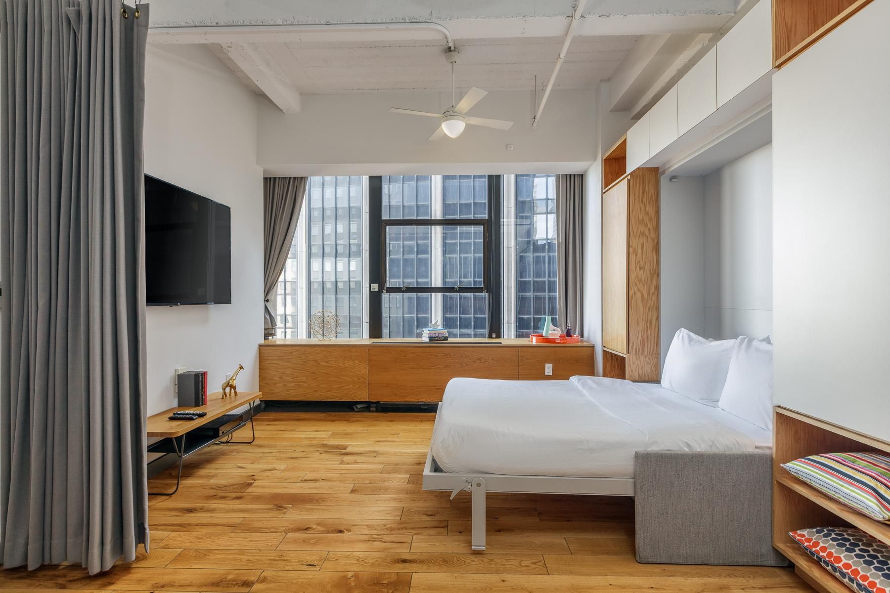One Bedroom Apartment