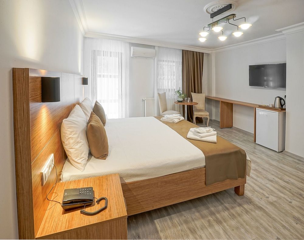 undefined Class Hotel Bosphorus 9