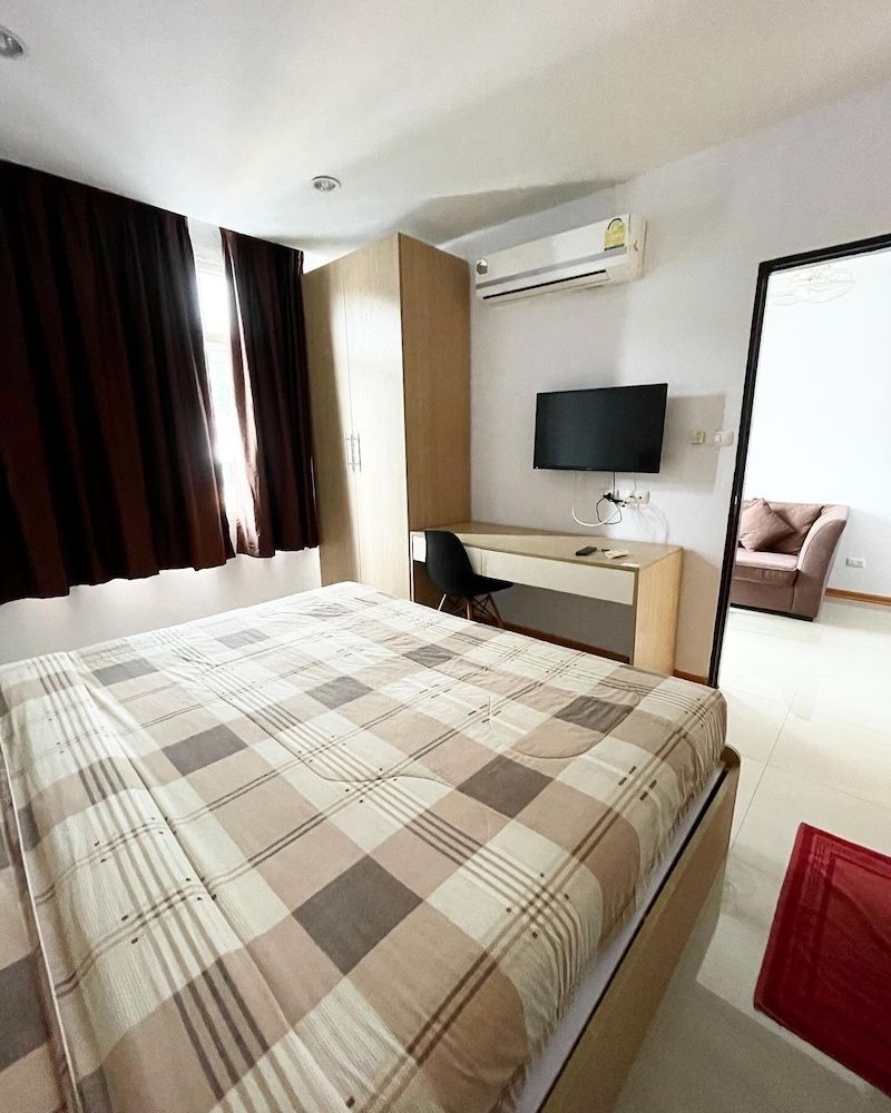 The C Park Phuket One Bedroom With Kitchenette Apartment 2