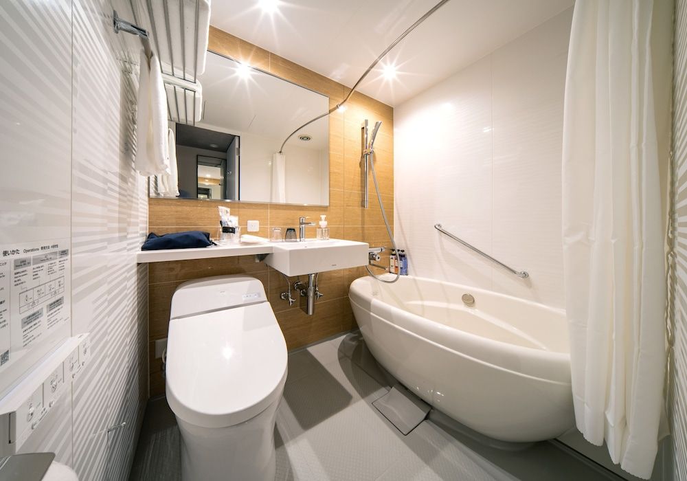 undefined DEL style Ikebukuro Higashiguchi by Daiwa Roynet Hotel 10