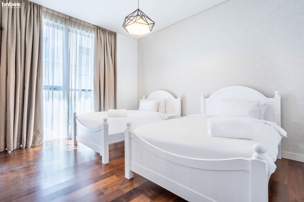 undefined 3B - CityWalk13B - 501 5