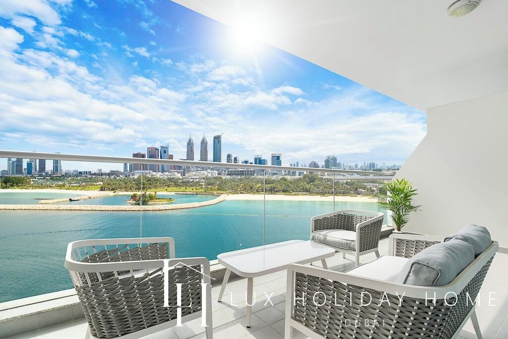 LUX Holiday Home - Azure Residence 4