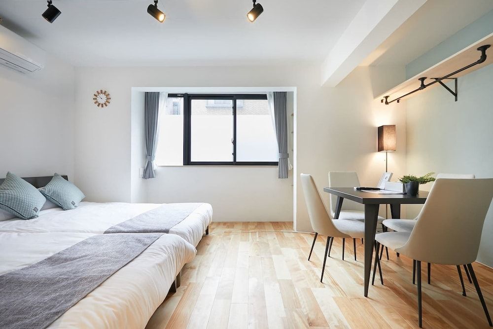undefined A1 Maison Phillippe Shitaya 101
