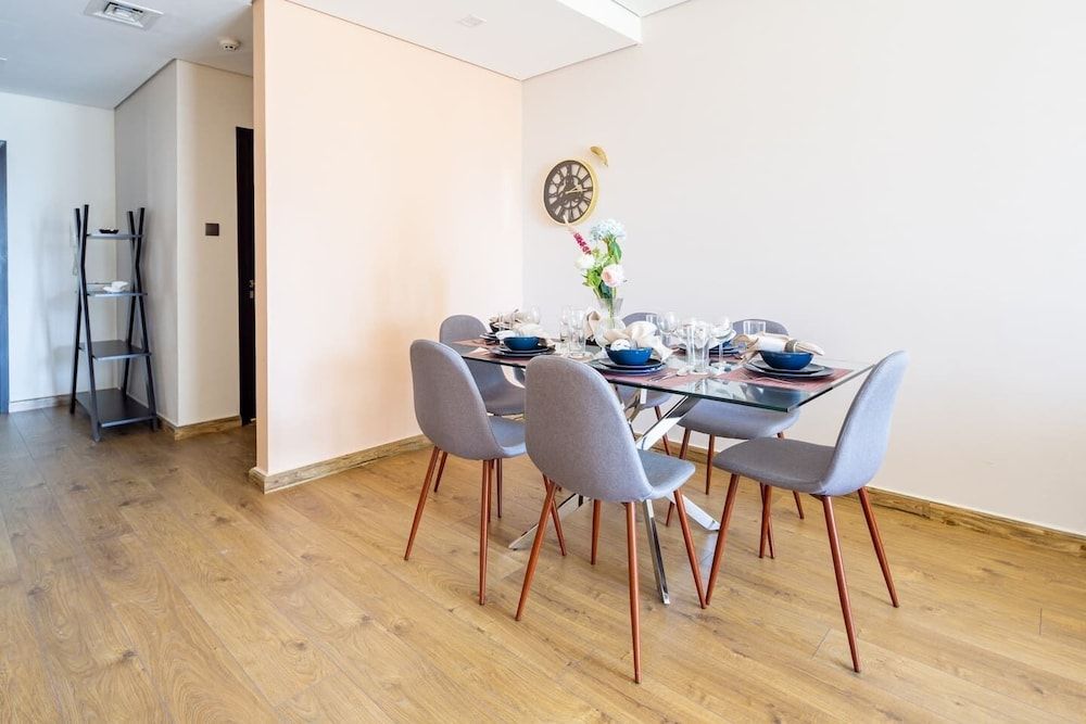 undefined Luxurious Living In This 2BR With Study in Downtown Dubai - Sleeps 5! 2