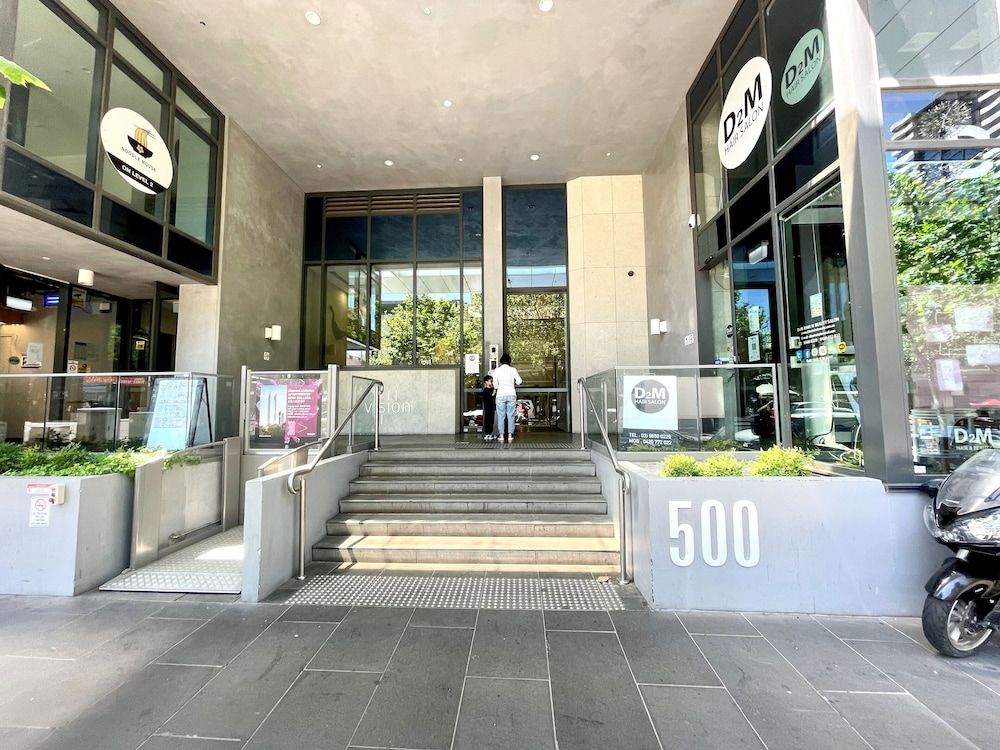 undefined Readyset Apartments at Vision