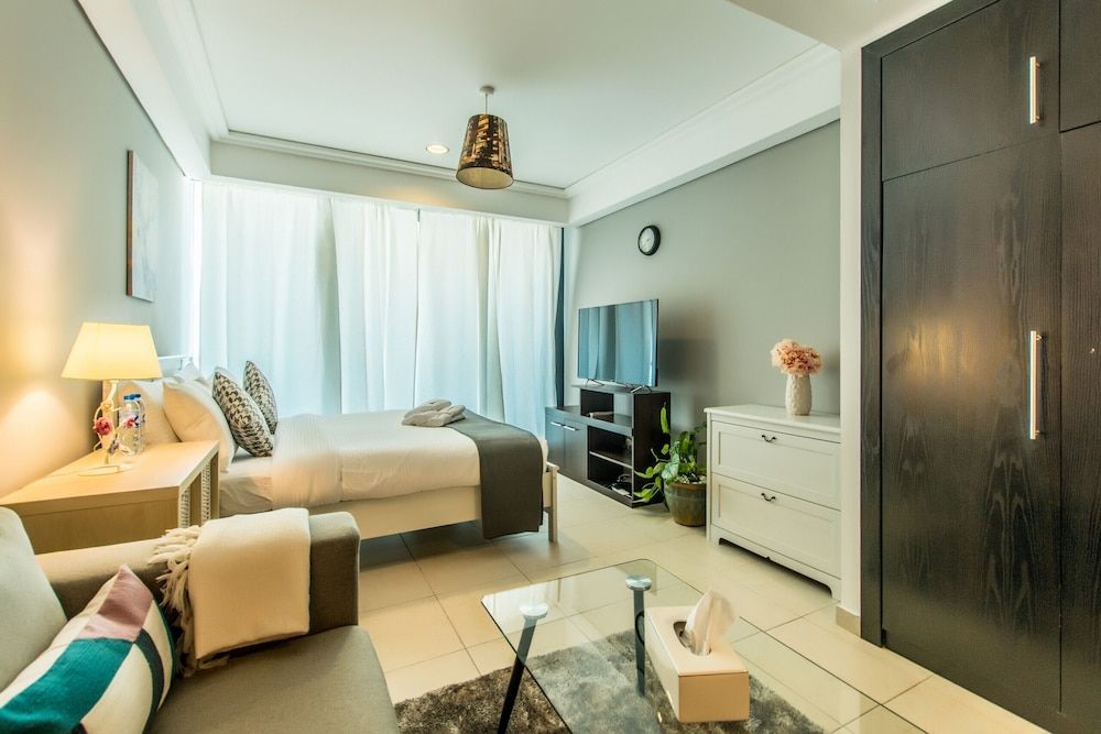 undefined Goldcrest Views 2 5