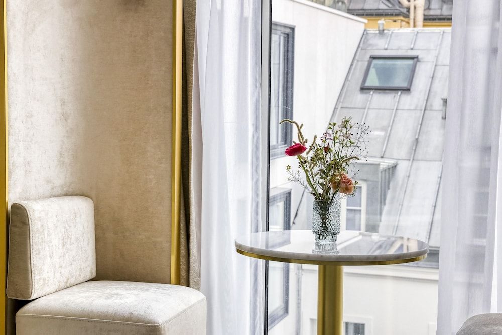 Maison Albar Hotels Le Vendome Superior Double Room 6